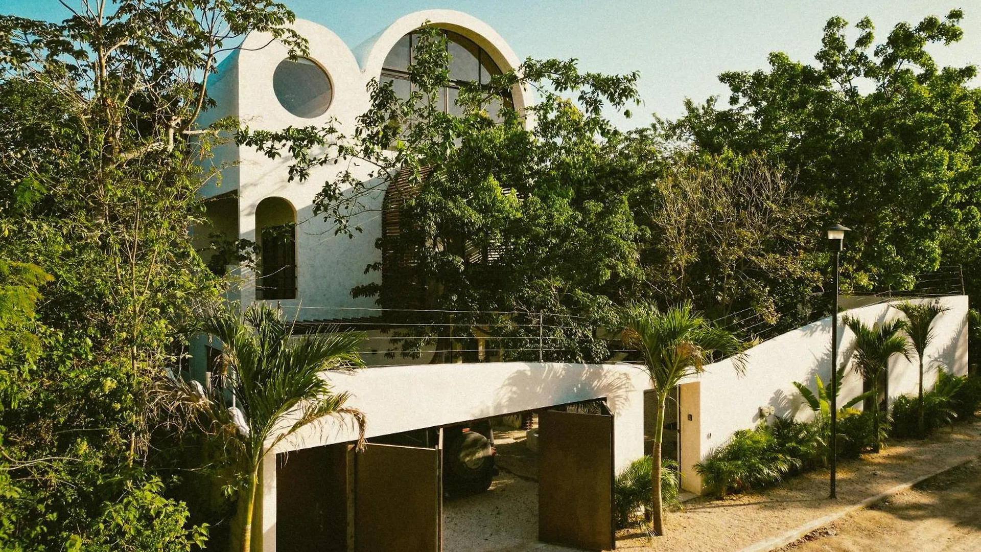 Casa Tira - Your Luxury Jungle Mansion In Tulum